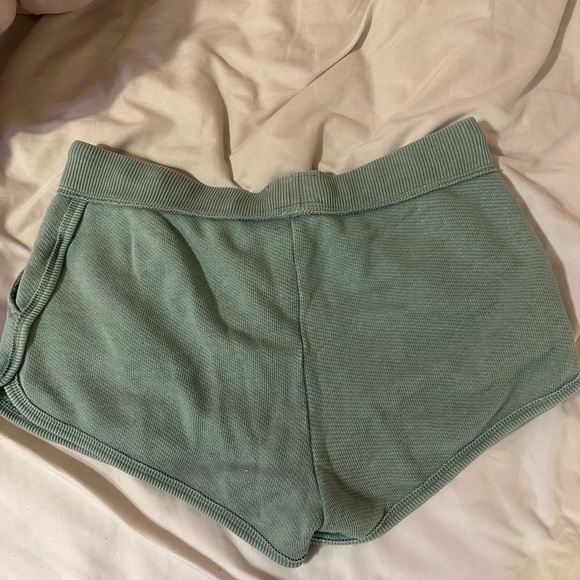 American Eagle Outfitters Green Comfy Shorts - Picture 4 of 5